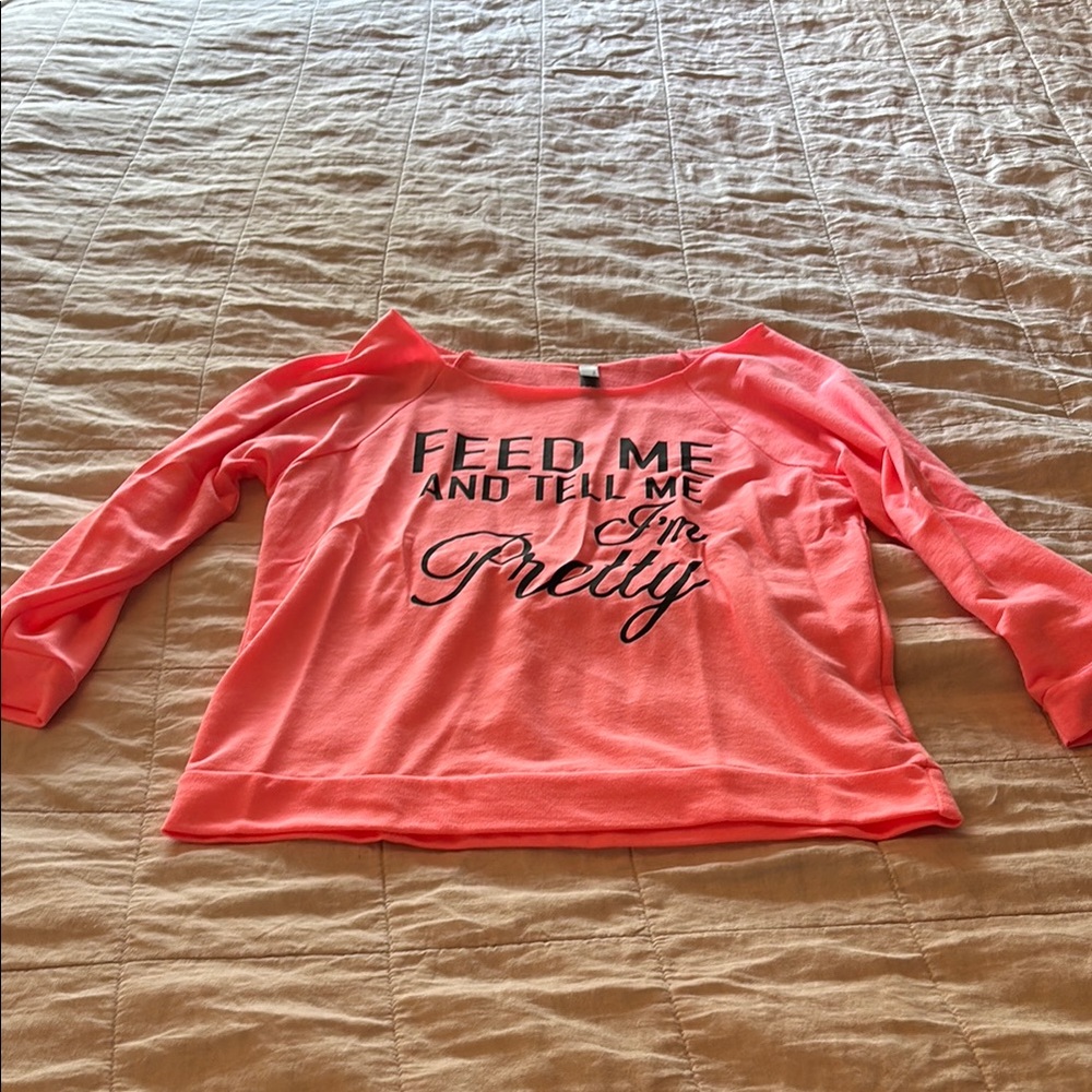 Women's Pink Graphic Top